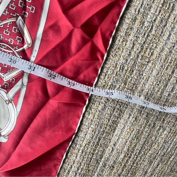 Gucci Silk Vintage Scarf - Picture 13 of 13